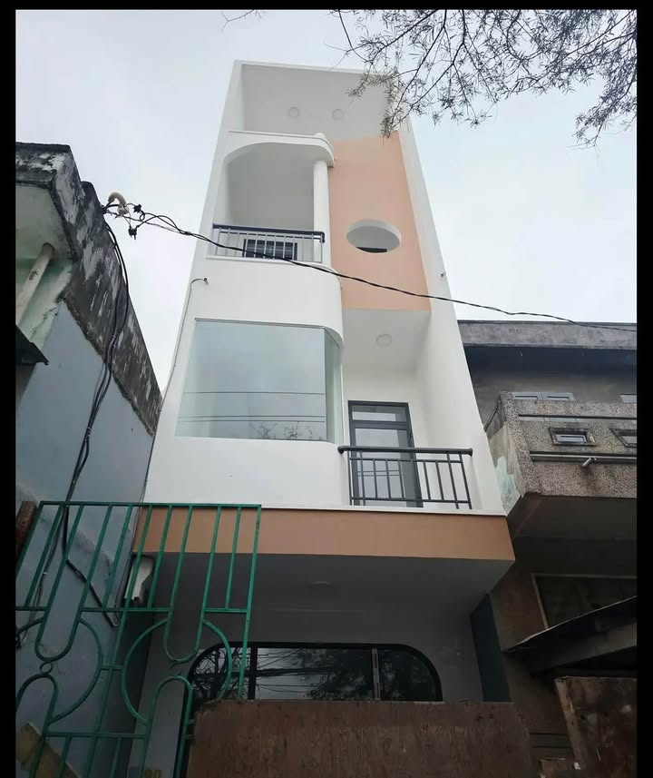 Nhà Phố Quy Nhơn Đường Hùng Vương 54m² - Mặt tiền kinh doanh đắc địa!