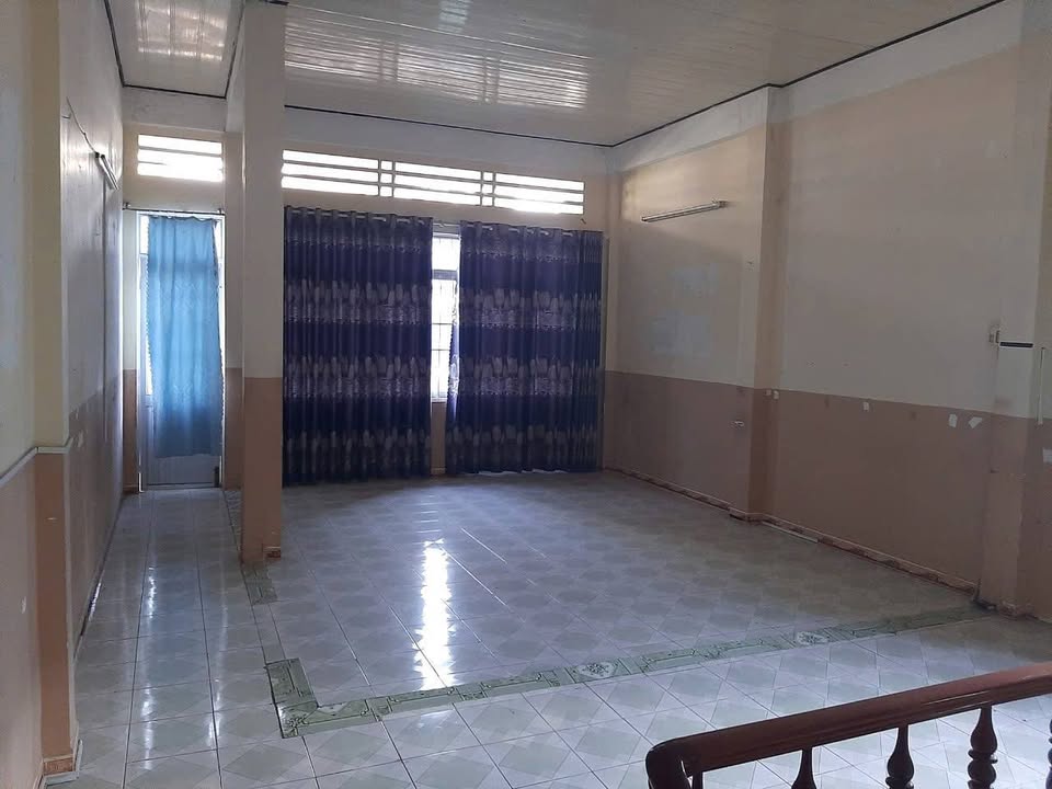 Nhà phố Quy Nhơn 80m² giá 5 tỷ - Mặt tiền kinh doanh sầm uất!