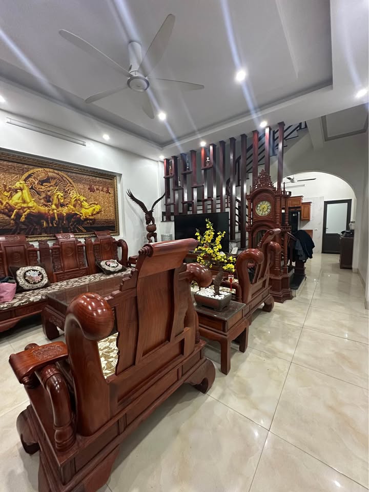 Nhà riêng Vĩnh Tiến, Ninh Bình 100m² giá 3 tỷ - Ô tô vào tận nhà!