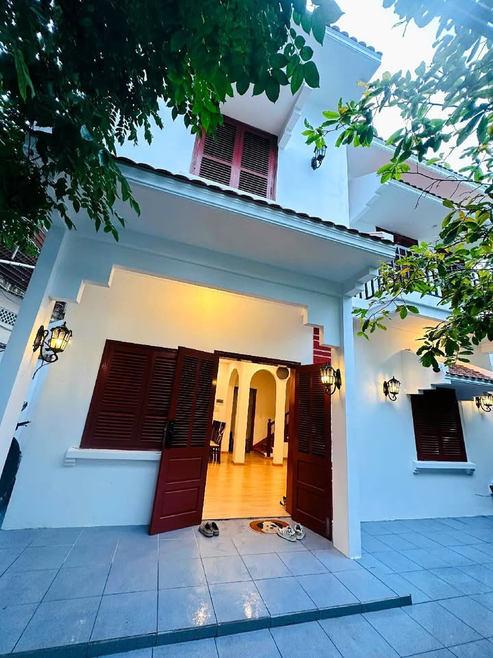 Biệt thự mini sân vườn Quang Trung, Hải Châu, Đà Nẵng - 117m², 9 tỷ, sổ hồng sẵn sàng