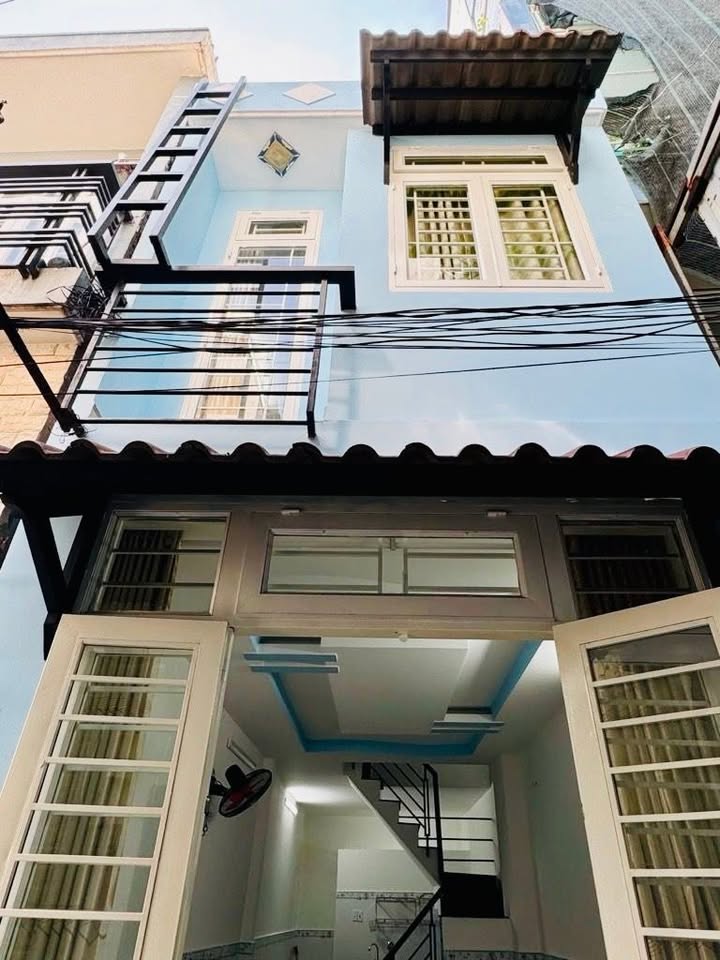 Nhà Sổ Hồng Vuông Vắn 30.5m² HXH Phan Huy Ích, Gò Vấp - 3.65 Tỷ