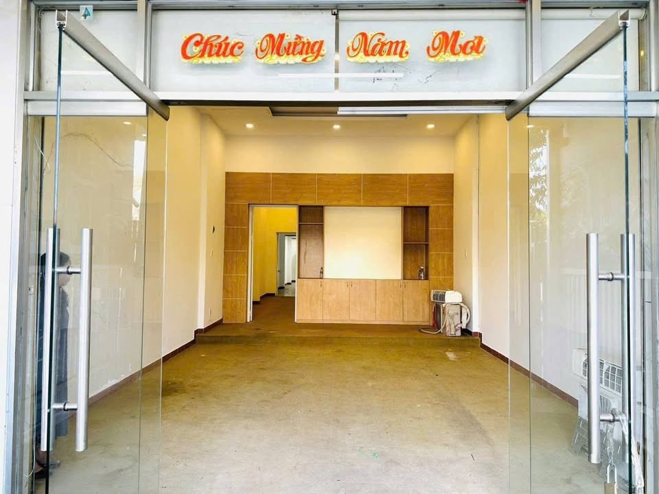 Nhà mặt tiền QL13 Tân Uyên 165m² - Mặt tiền kinh doanh đắc địa!