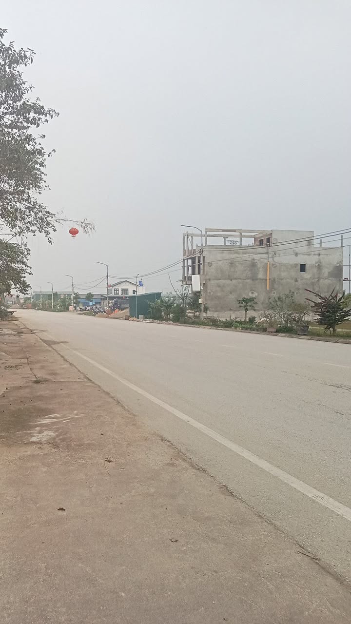 Đất nền B16 MB 1341 Quảng Ngãi - Sổ đỏ sẵn, hạ tầng phát triển