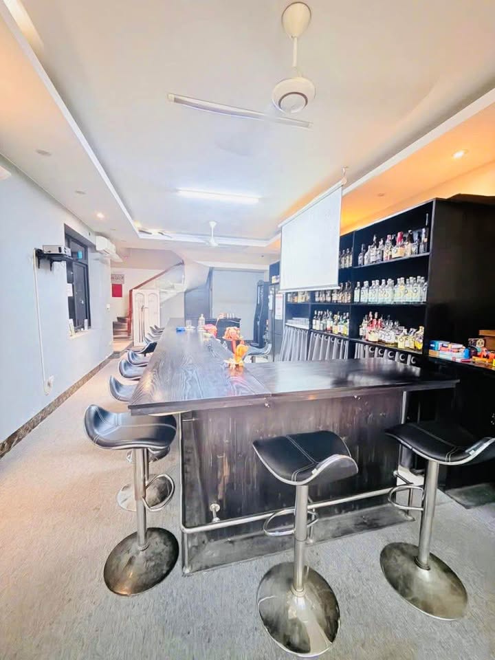 Nhà Mặt Phố Kim Mã Thượng 86m² – 48.5 Tỷ – Mặt Tiền Kinh Doanh Vượt Trội