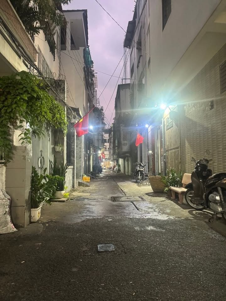 Nhà hẻm 373 Lý Thường Kiệt, Q. Tân Bình 15m² - Ô tô vào tận nhà!