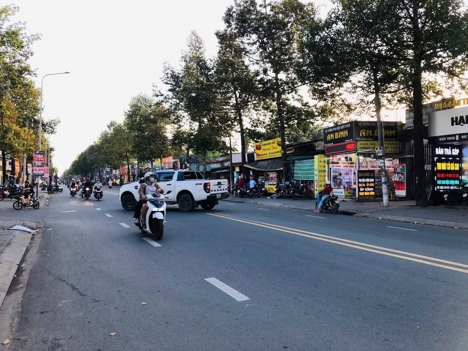 Nhà Mặt Tiền Lê Hồng Phong, Thủ Dầu Một 80m² - Kinh doanh đắc địa!