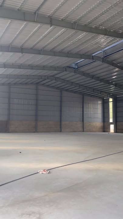 Cho thuê xưởng 3600m² Tân Uyên, Bình Dương - Container 24/24