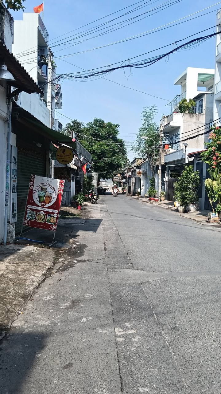 Nhà 4 PN Mặt Tiền TCH08, Quận 12 - Giá 8.5 Triệu/Tháng