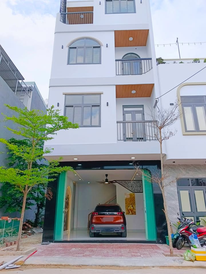 Nhà Mặt Tiền 4 Tầng Khu Hà Thanh 2, Quy Nhơn - 4.1 Tỷ