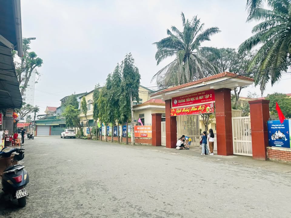 Đất Vàng Phường Hà Huy Tập, TP Vinh 97m² - Kinh Doanh Sầm Uất Đối Diện Trường Học