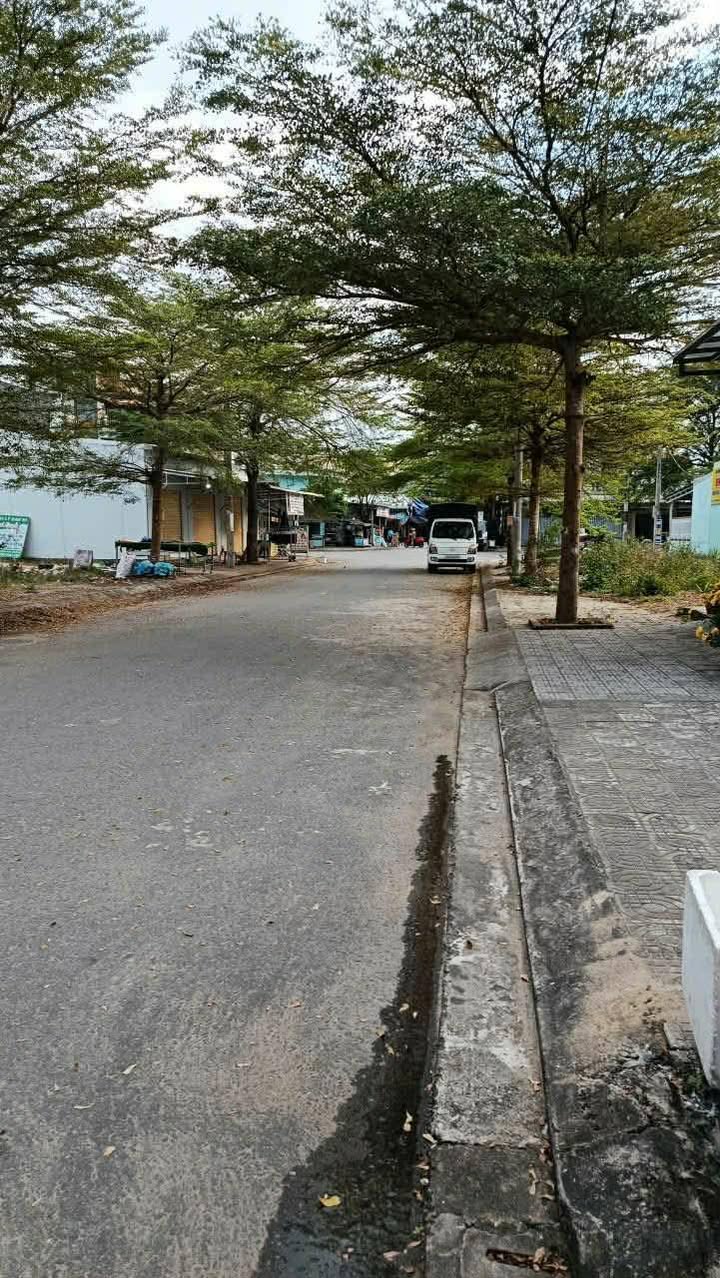 Đất Tặng Nhà 105m² Mặt Tiền Chợ Điện Dương, Quảng Nam - Giá 3.3 Tỷ