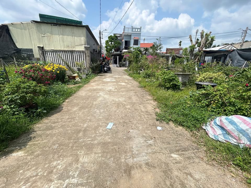 Đất Vườn Quảng Ngãi 70m² - Giá 7xx Triệu, Ô tô tới nơi