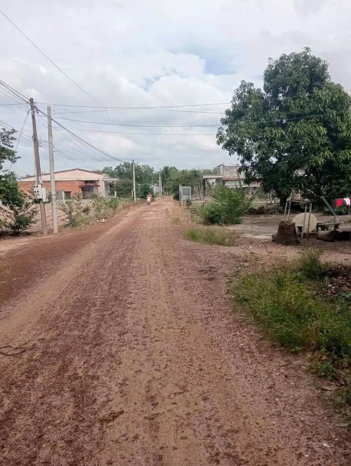 Đất nền 50m² Hẻm TC, An Thọ, Đất Đỏ - Giá 3.3 Tỷ, Sổ Đỏ Sẵn Sàng