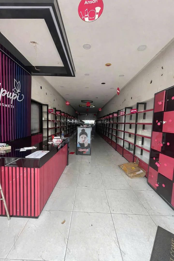 Cho Thuê Mặt Bằng Kinh Doanh Mặt Tiền Võ Văn Ngân, Thủ Đức - 84m²