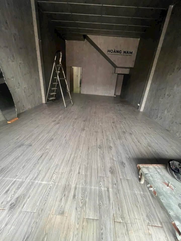 Nhà Mặt Tiền Phạm Hùng, Rạch Giá - Kinh Doanh Sầm Uất, 100m², 10 Triệu/Tháng