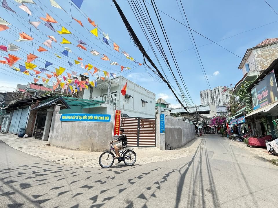 Đất Vàng Góc 3 Mặt Tiền - Ngay Chợ Việt Lập, Thủ Đức - 310m²