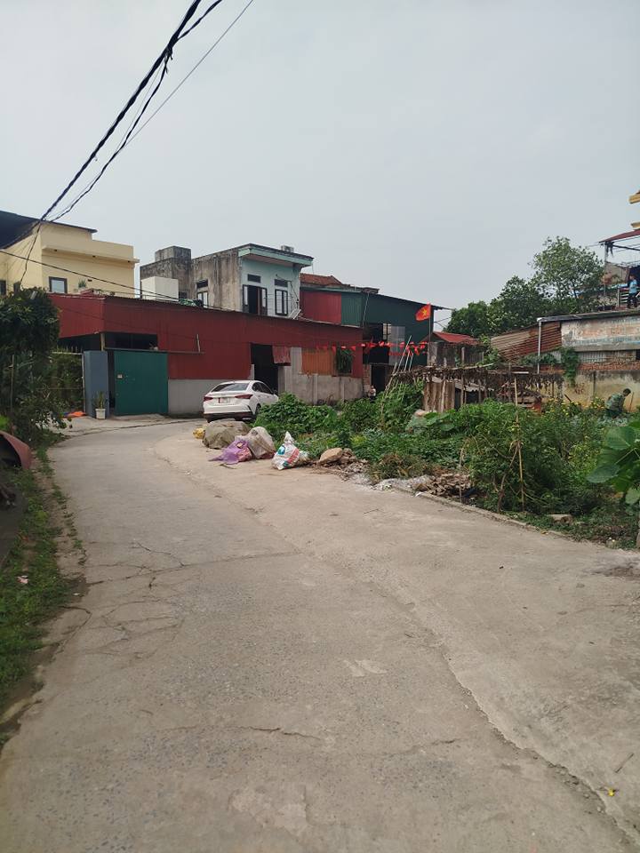 Bán đất Phường Thuận Thành, Sơn Tây 83m² - Mặt tiền 7m, ô tô tránh