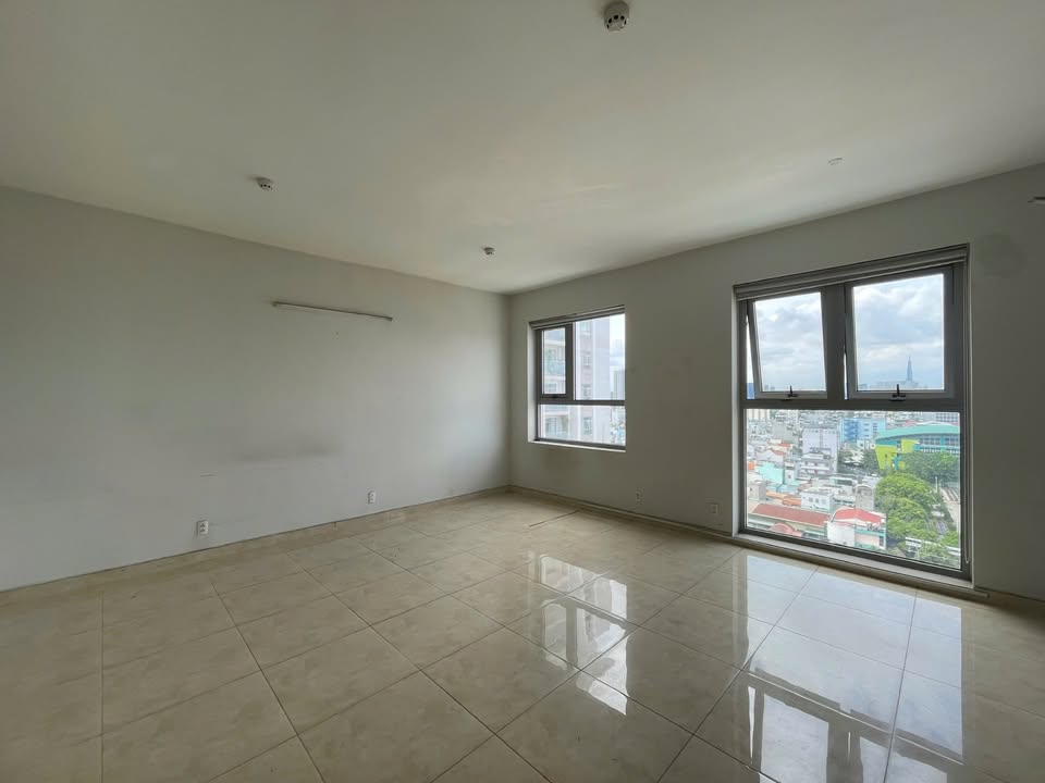 Officetel Luxcity Quận 7 - 50m² Giá 8 Triệu/Tháng - Sẵn Sàng Vận Hành