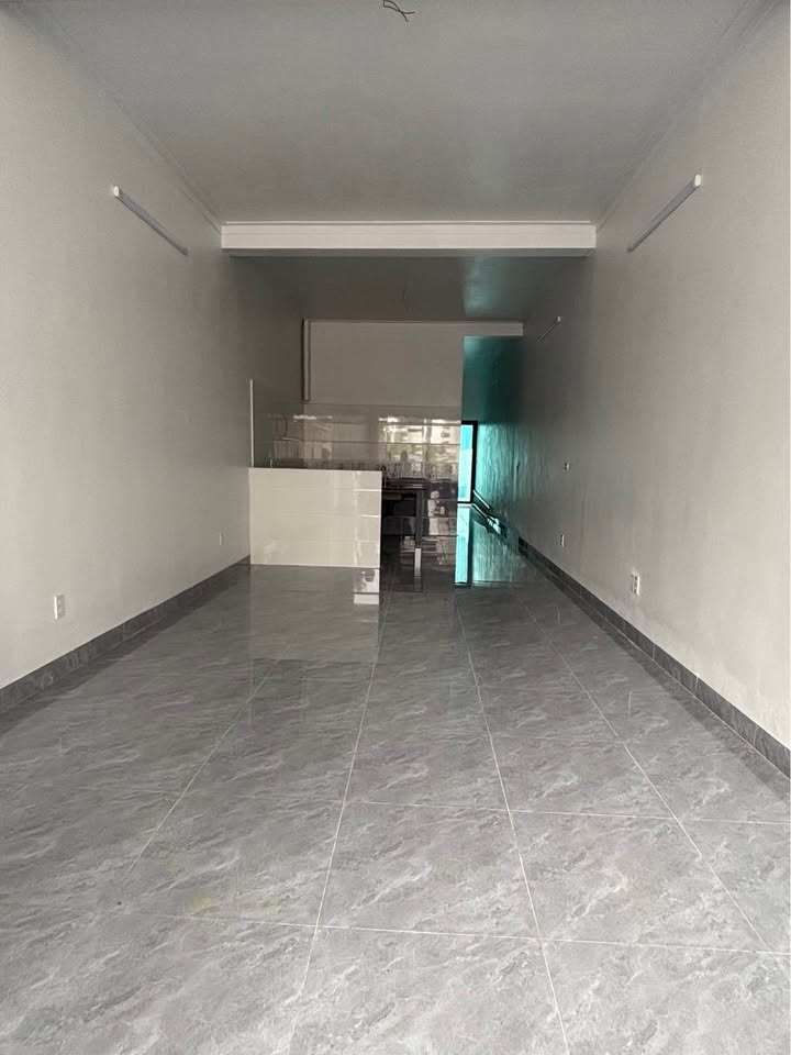 Nhà 93m² Phú Xuân, Thái Bình - 2PN Giá 3.6 Triệu/Tháng, Ô Tô Đỗ Cửa