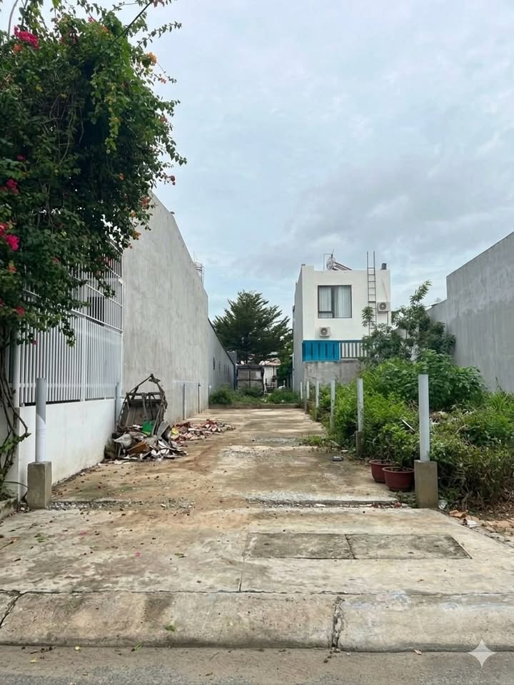 Bán gấp đất TĐC Phan Đăng Lưu - 108m² - 1.79 tỷ - Sổ hồng