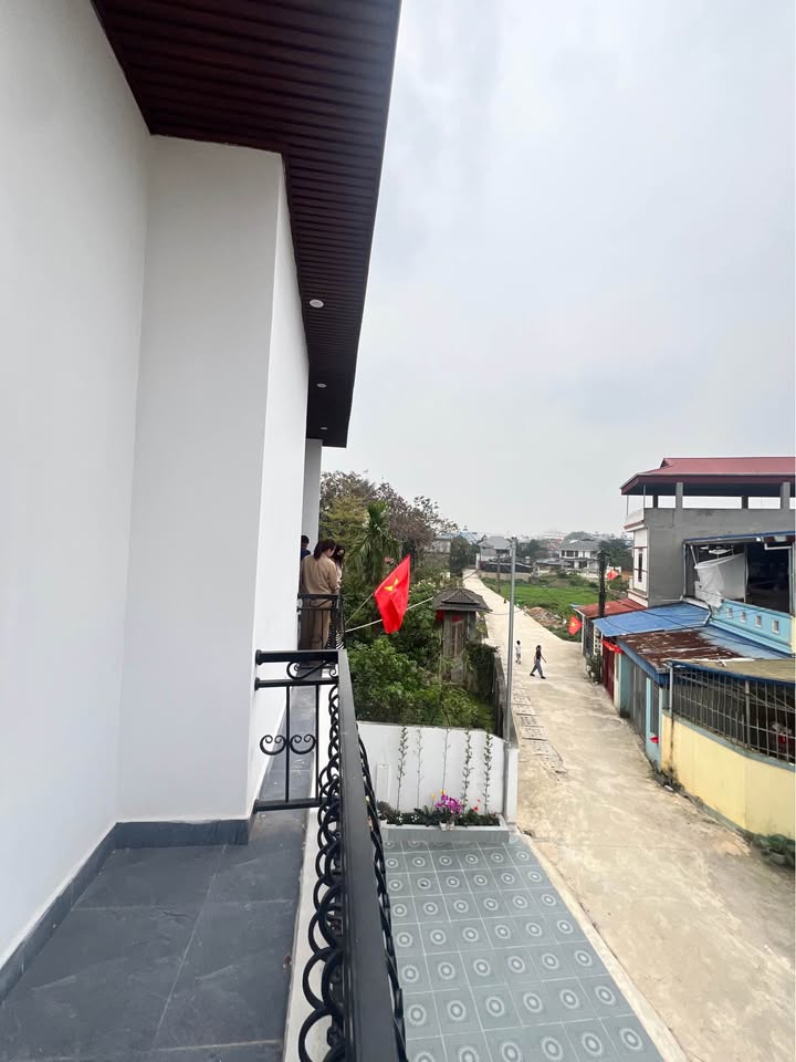 Đất nền 325m² sát KĐT Danko, Thái Nguyên - Có nhà 2 tầng, sổ đỏ