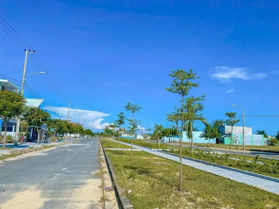 Đất Nền Khu Đô Thị Số 9 Điện Ngọc - 147m² - Giá 3.7 Tỷ