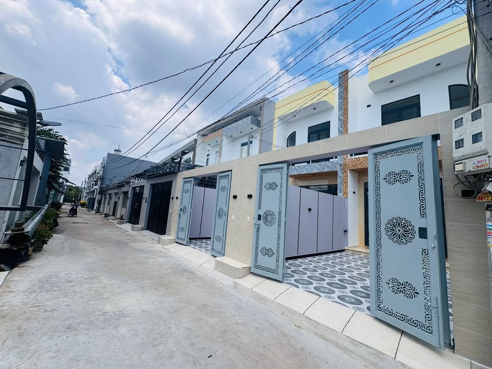 Nhà Riêng Phường 5 Mỹ Tho 108m² - Sổ Hồng Sẵn, Ô Tô Vào Tận Nơi!