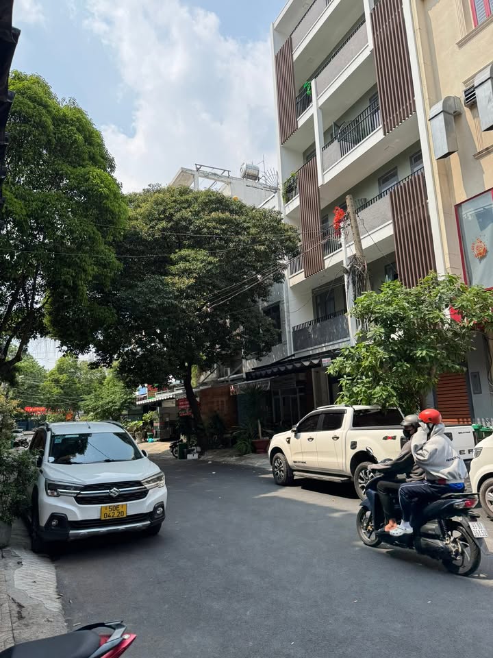 Nhà riêng Tân Kỳ Tân Quý, Tân Bình 108m² - Ô tô vào tận nhà, tiện xây CHDV!