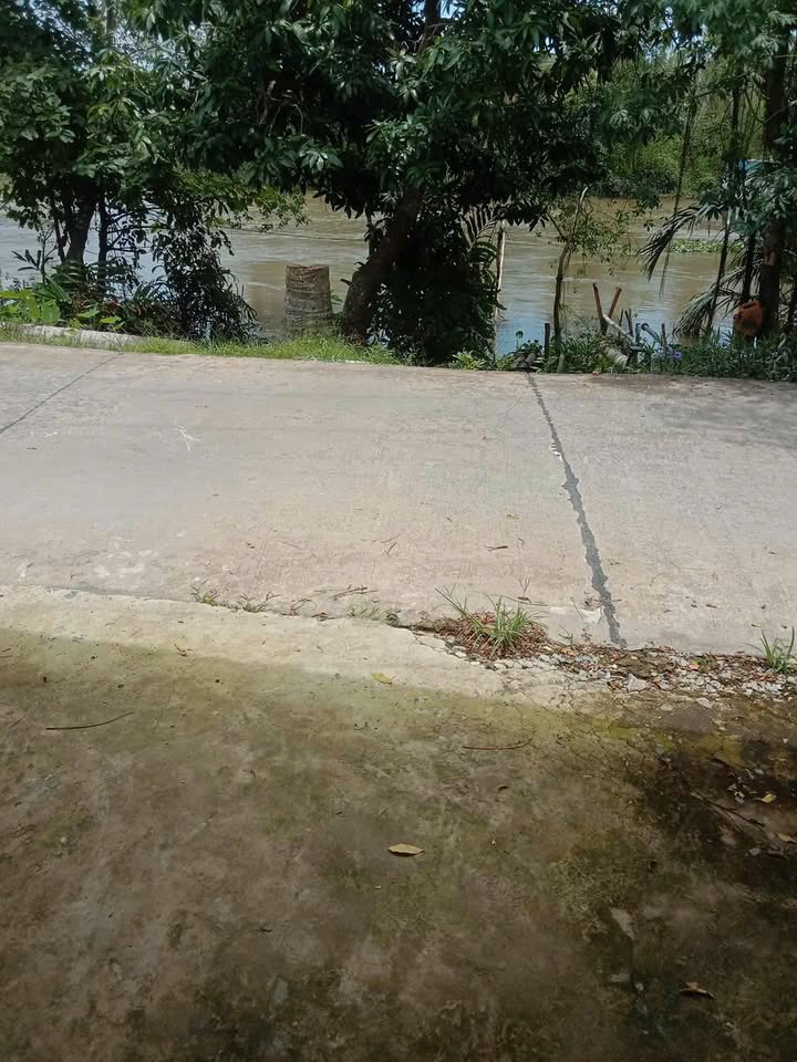 Bán Gấp Đất 200m² 2 Mặt Tiền 1.05 Tỷ Tại Cai Lậy, Tiền Giang