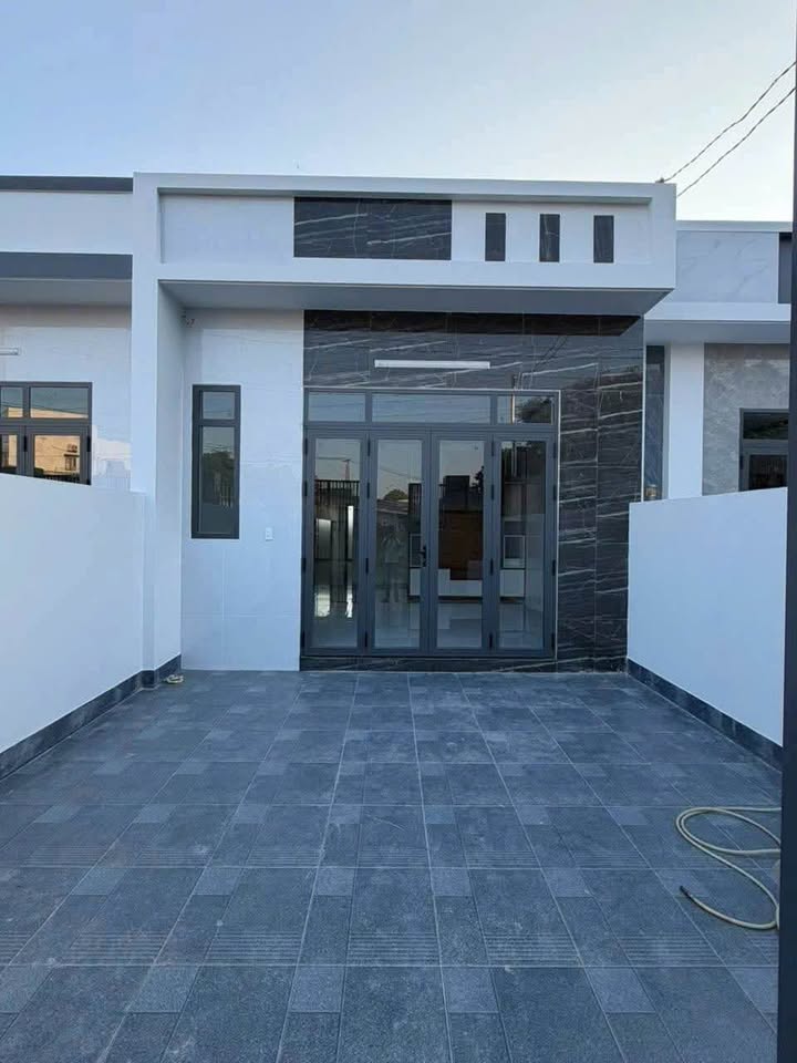 Nhà riêng Long Điền 1.95 tỷ - Sổ đỏ sẵn, ở ngay!