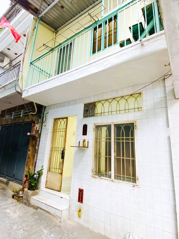 Nhà 2PN Trệt Lầu, Lũy Bán Bích, Tân Phú - Giá 6 Triệu/Tháng