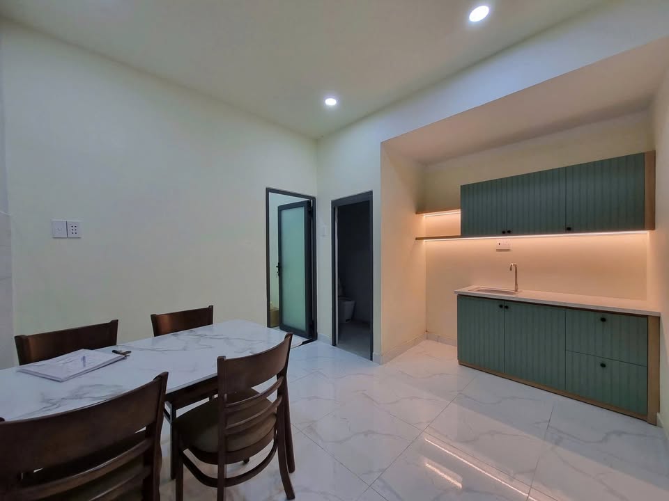 Cho thuê Căn hộ 2PN Lý Thường Kiệt, Tân Bình - Full Nội Thất Cao Cấp