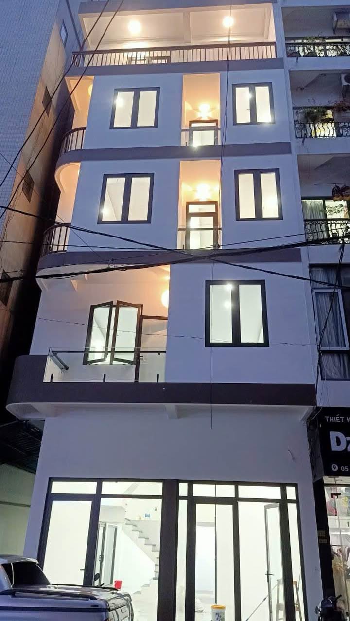 Nhà Mặt Phố 5 Tầng Kinh Doanh Đắc Lợi - P. Hồng Gai, Hạ Long - 60m²