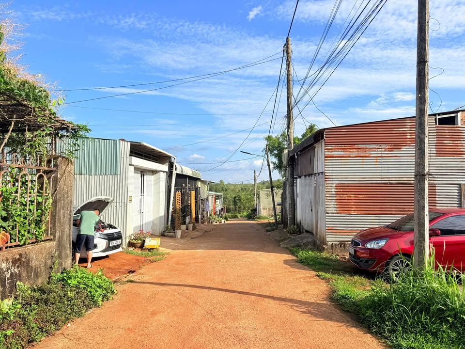 Đất Hẻm 240 Nguyễn Chí Thanh 250m² Thổ Cư - Giá 1.5 Tỷ