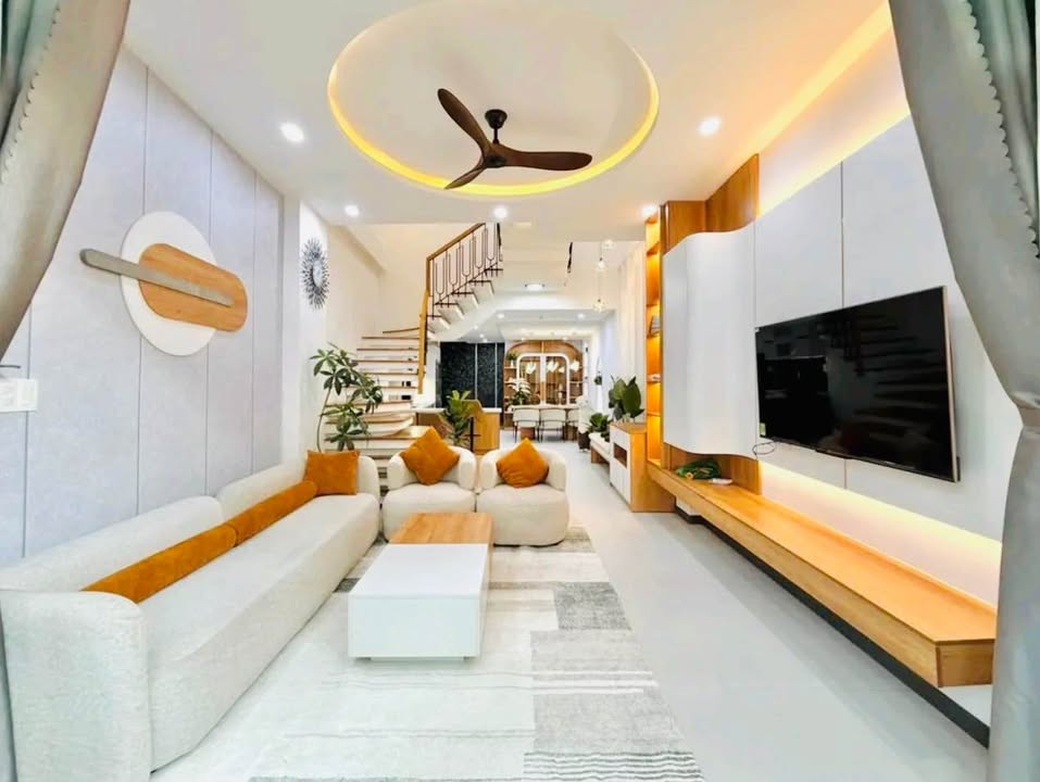 Nhà 3 Tầng Nở Hậu 69m² Kiệt Xe Tải Hải Châu - 6.25 Tỷ