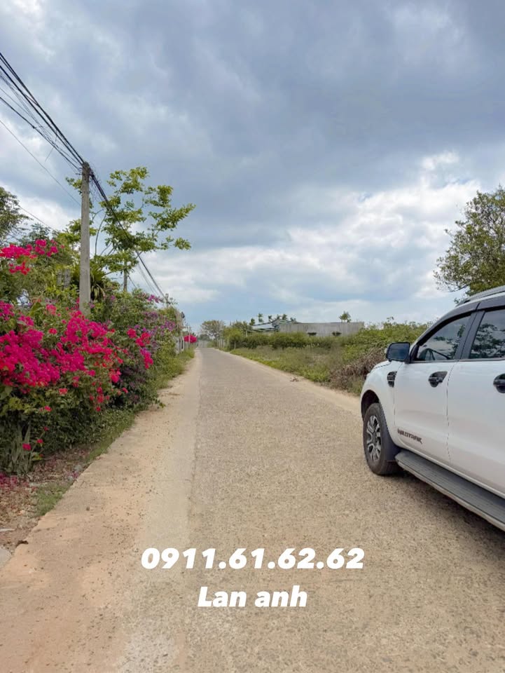 Đất nền Buôn Hồ 960m² - 2 mặt tiền, tiềm năng tăng giá!