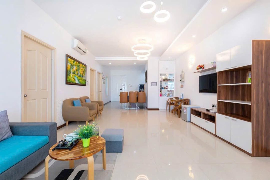 Căn hộ OASKY Vũng Tàu 120m² giá 15 triệu - View đẹp, sát biển!