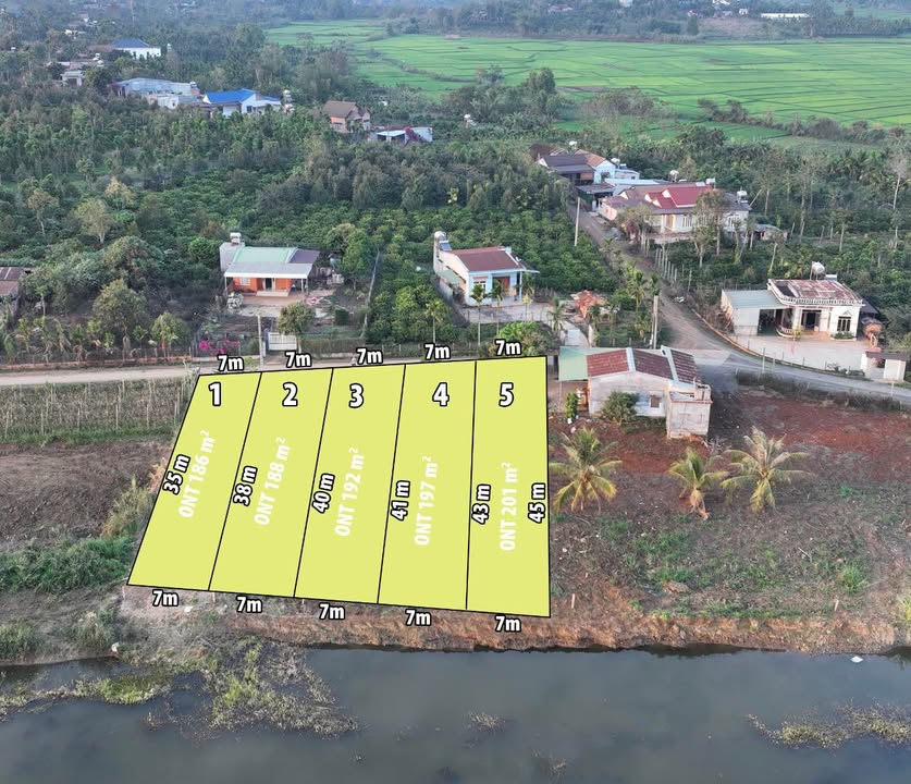 Đất nền Thôn 9 Eaning, Đắk Lắk - 245m² Giá 5xx Triệu, View Hồ Lớn