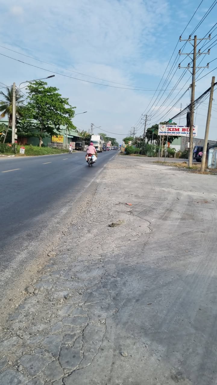 Bán Đất Mặt Tiền QL30 Cái Bè, Tiền Giang 1023m² - Giá 6.2 Tỷ