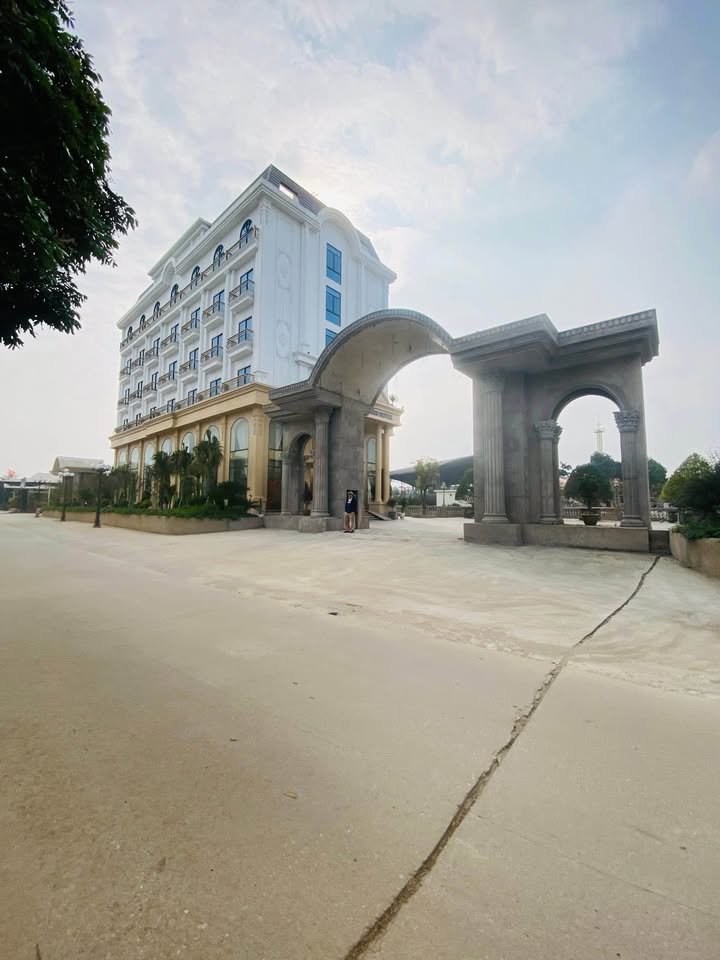 Nhà cấp 4 mặt đường Tân Hà, Lâm Bình, Tuyên Quang - 150m² - Giá 2 tỷ