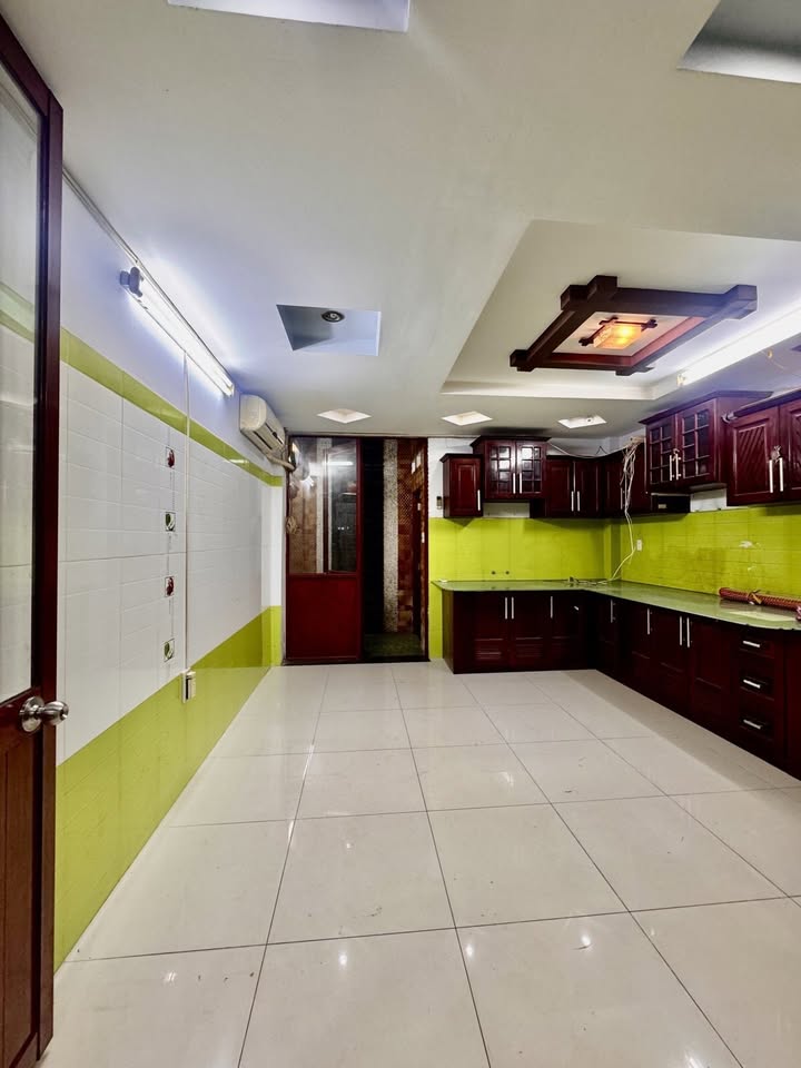 Nhà 5 Tầng 416m² Lê Văn Thọ, Gò Vấp - Ô Tô Đậu Trong Nhà, Giá Hơn 9 Tỷ