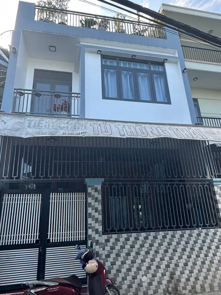 Nhà riêng 2 tầng Tôn Đức Thắng 76m² - Sẵn sàng ở ngay, ô tô quay đầu!