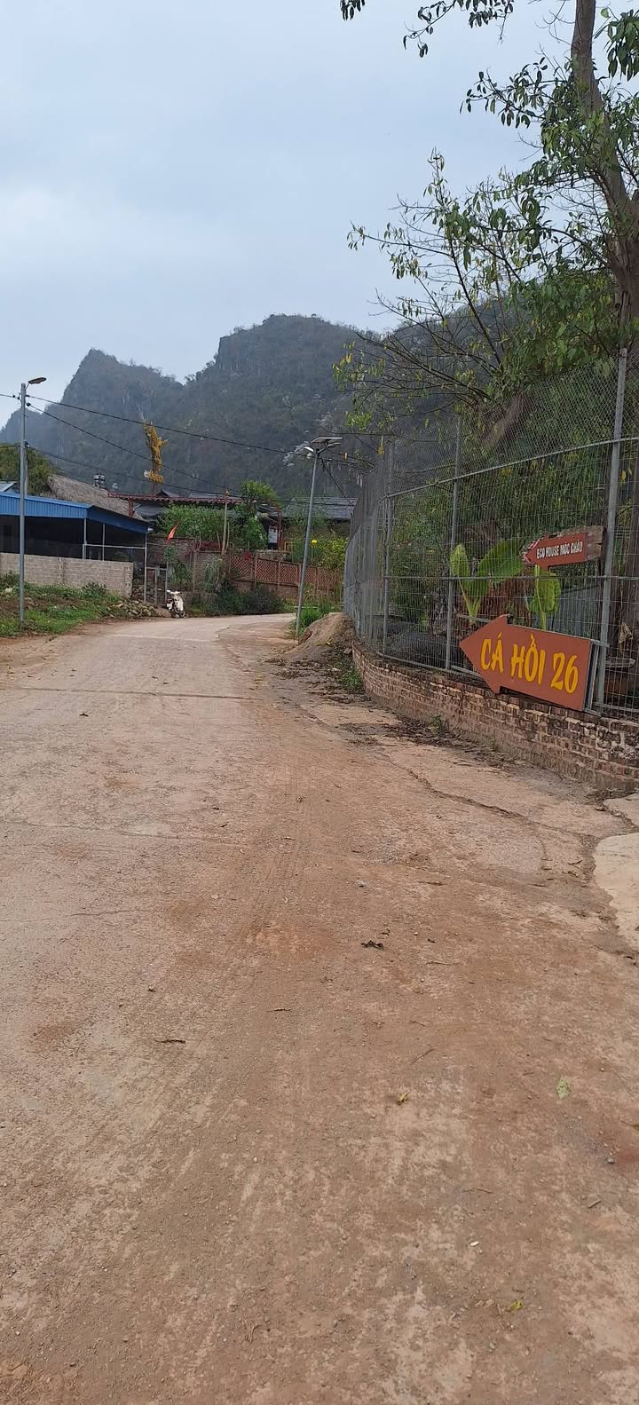 Bán đất Mộc Châu 105m² - Trung tâm Phường Mộc Châu, giá chỉ 1.x tỷ