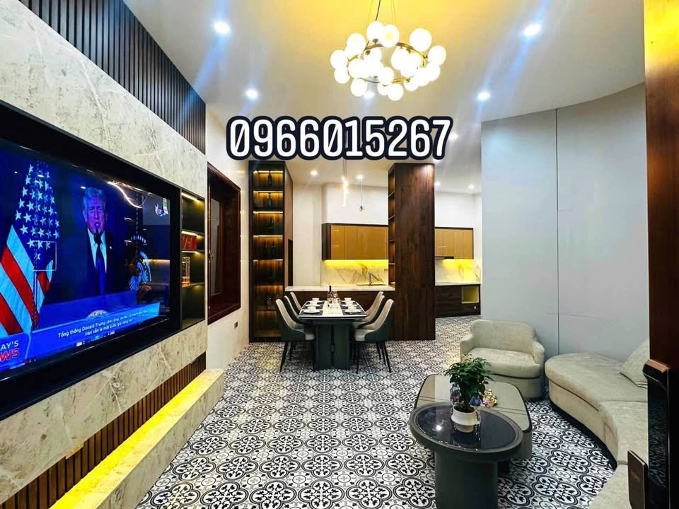 Nhà Phố Hoàng Mai 76m² 14 tỷ - Ô tô đỗ cửa, Vị trí đắc địa