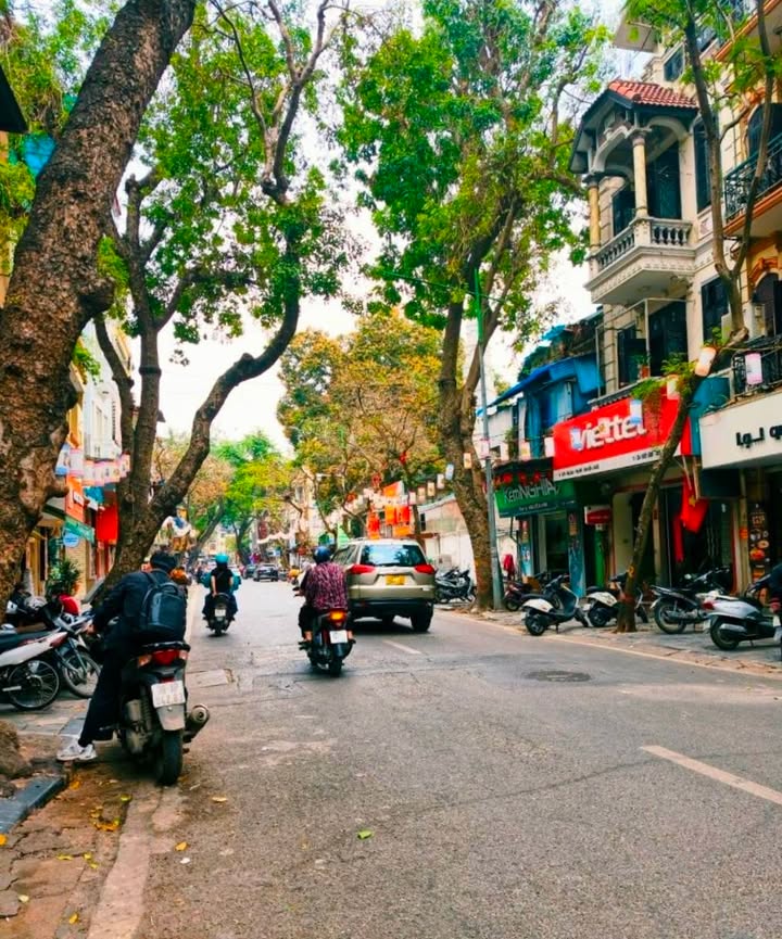 Nhà Mặt Phố Kinh Doanh Hàng Lược, Hoàn Kiếm 32.7m² - 26.5 Tỷ