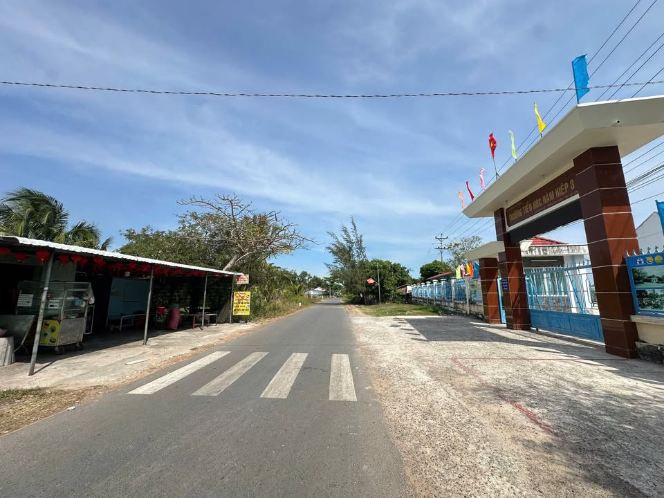 Đất nền Hàm Thuận Bắc 1600m² - Đường to ô tô, giá 1.3 tỷ!