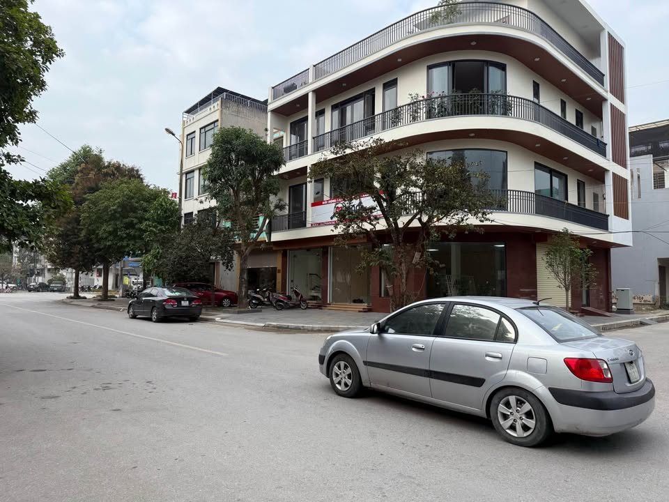 Nhà phố 34 Lê Trang Tông, TP Thanh Hóa 500m² - Mặt tiền kinh doanh đắc địa!