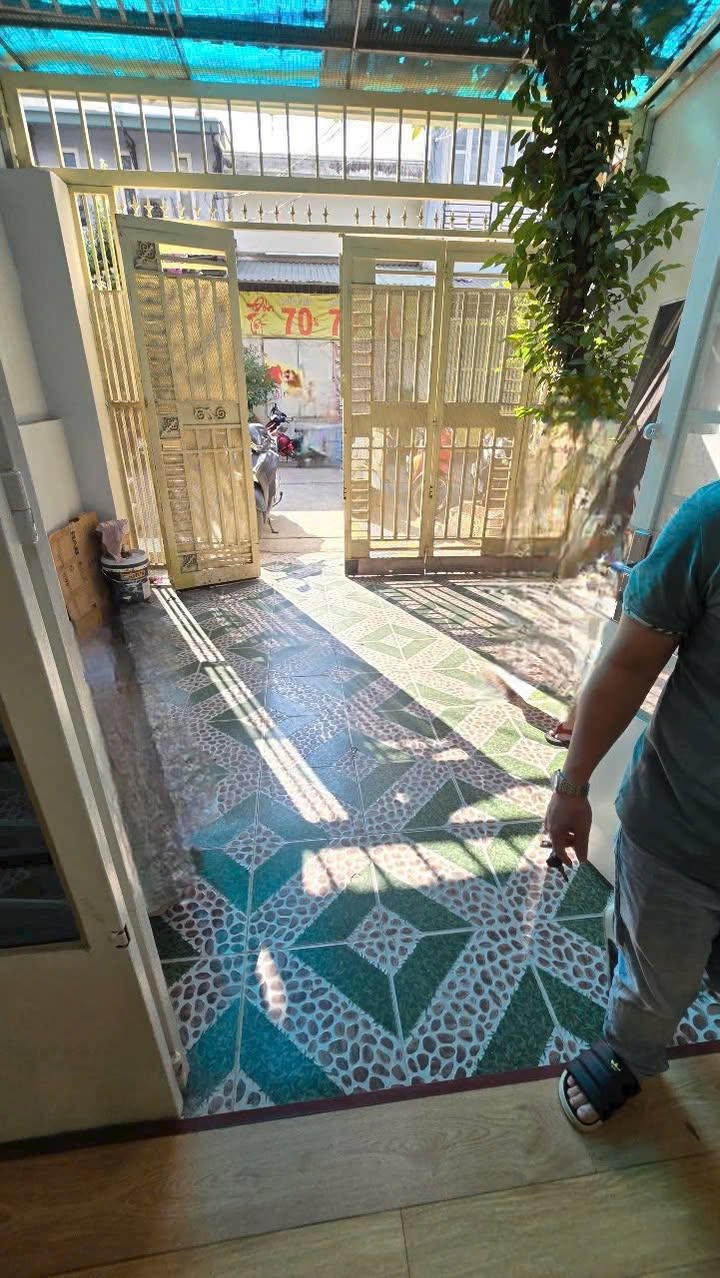 Nhà 1 Trệt 1 Lầu Hẻm 7m Gần Chợ Kênh 26/3, Bình Tân - 8 Triệu