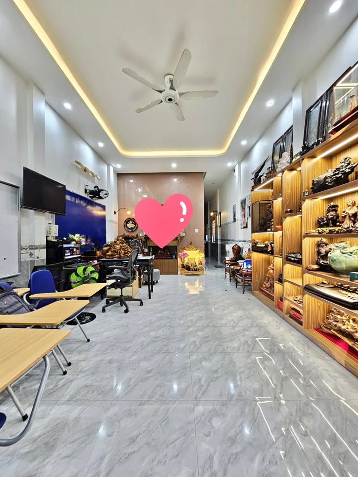 Nhà Phố Phạm Huy Thông Quy Nhơn 81m² - Mặt tiền kinh doanh đắc địa!