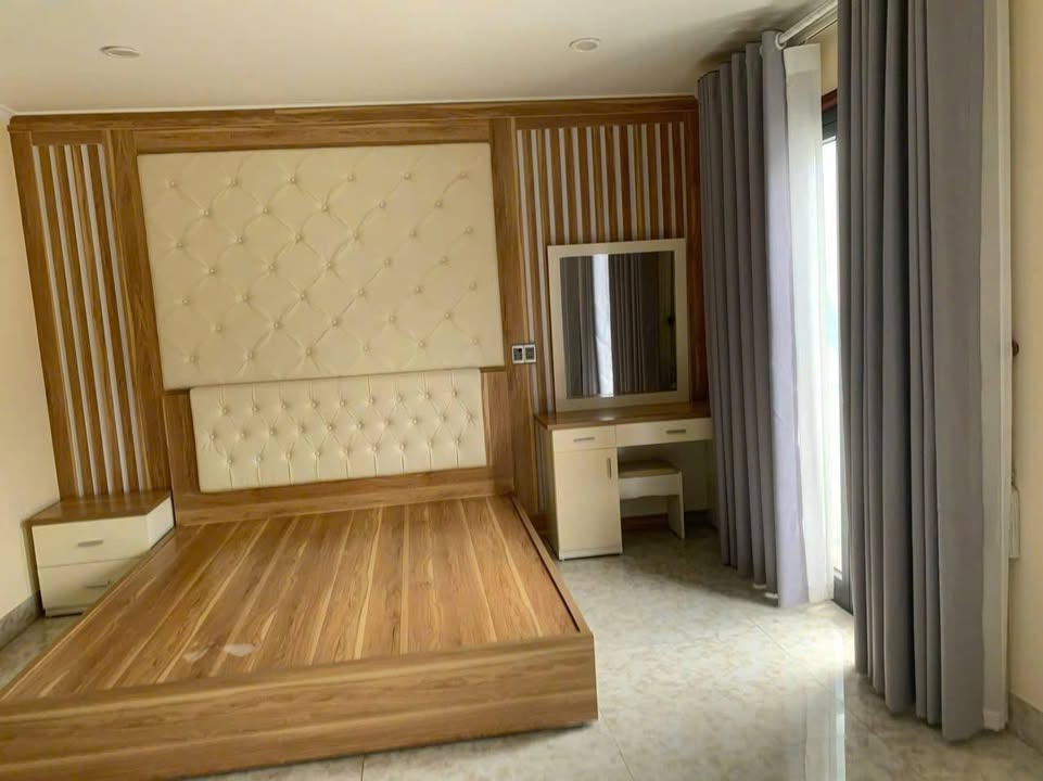 Cho thuê Mặt bằng kinh doanh/Nhà ở Vinhomes Bến Đoan 90m² - Giá 25 Triệu